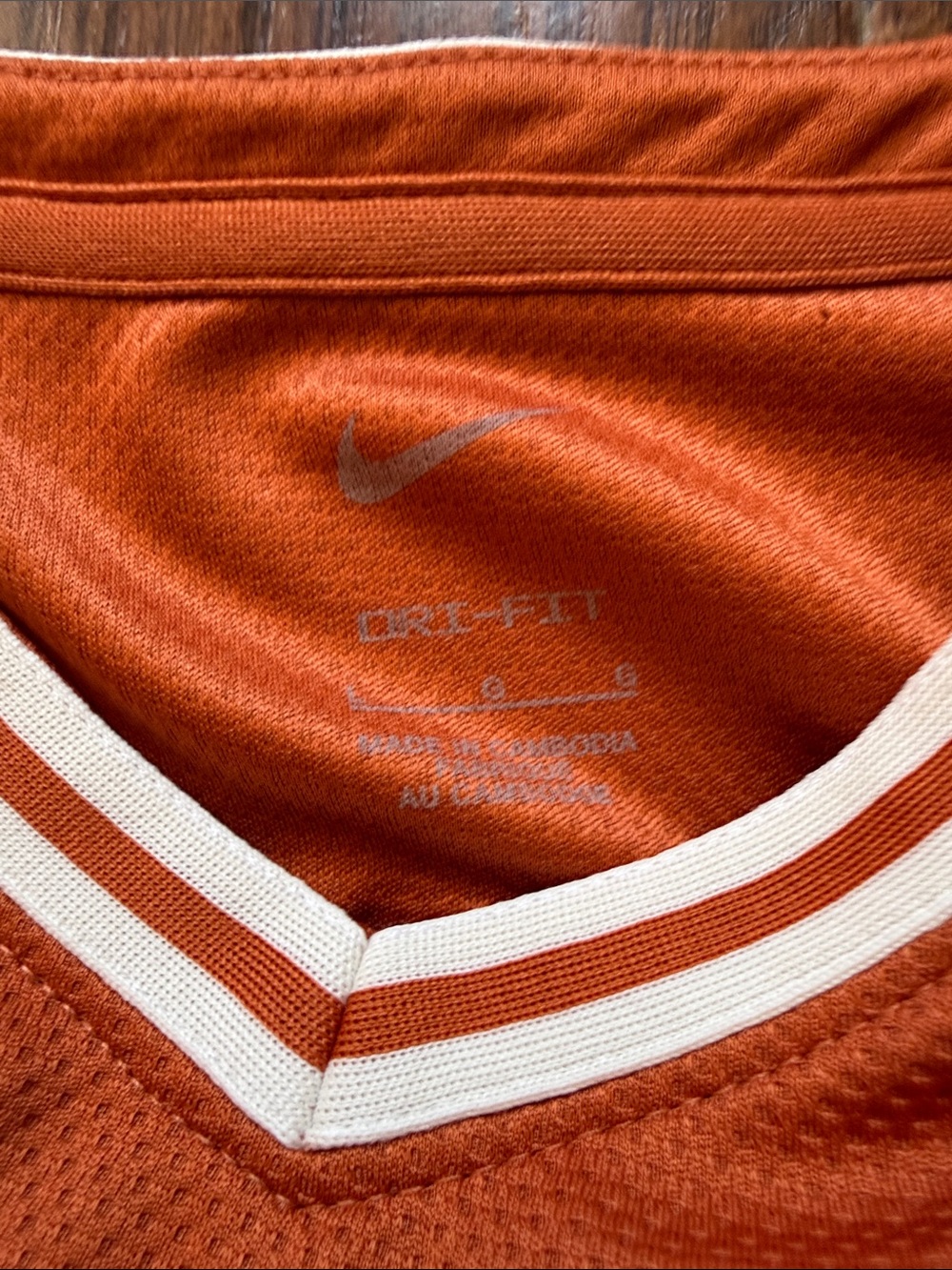 Nike Texas youth Burnt Orange Basketball Jersey #1, size large - Picture 9 of 9